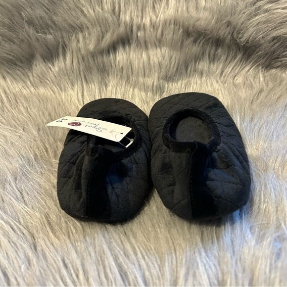 Secret Treasures Lightweight Thin Slippers Women’s Size 5-6 Black Shoes - Picture 4 of 7